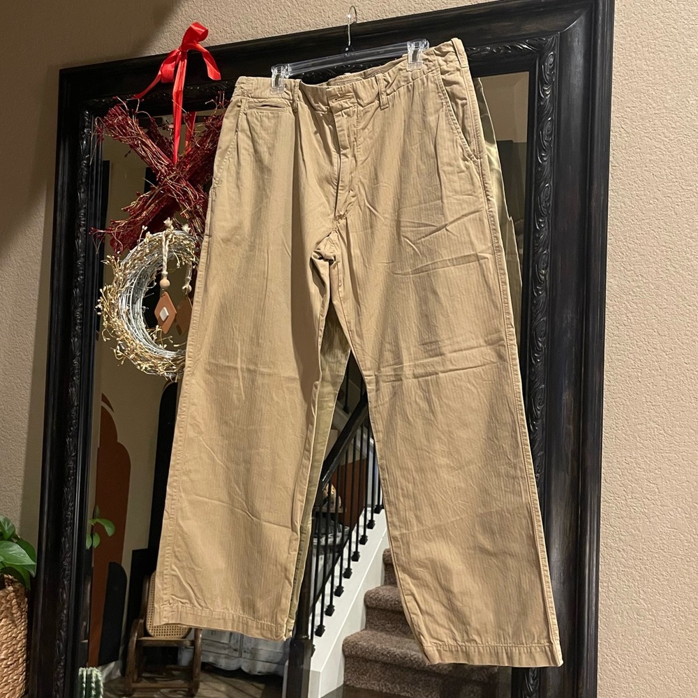 Banana Republic khaki pants men’s